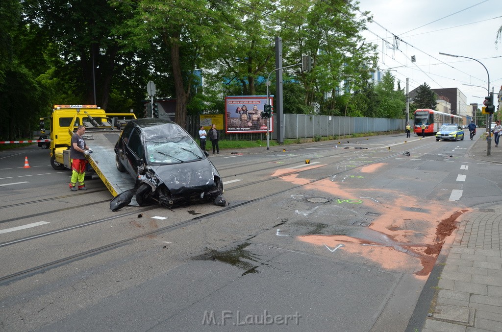 VU Pkw Planwagen Koeln Muelheim Berlinerstr Cottbuserstr P135.JPG - Miklos Laubert